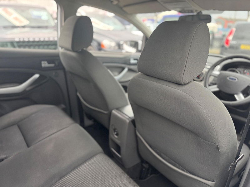 Ford Kuga 2.0 TDCi Zetec 2WD Euro 5 5dr 5dr Manual 2026