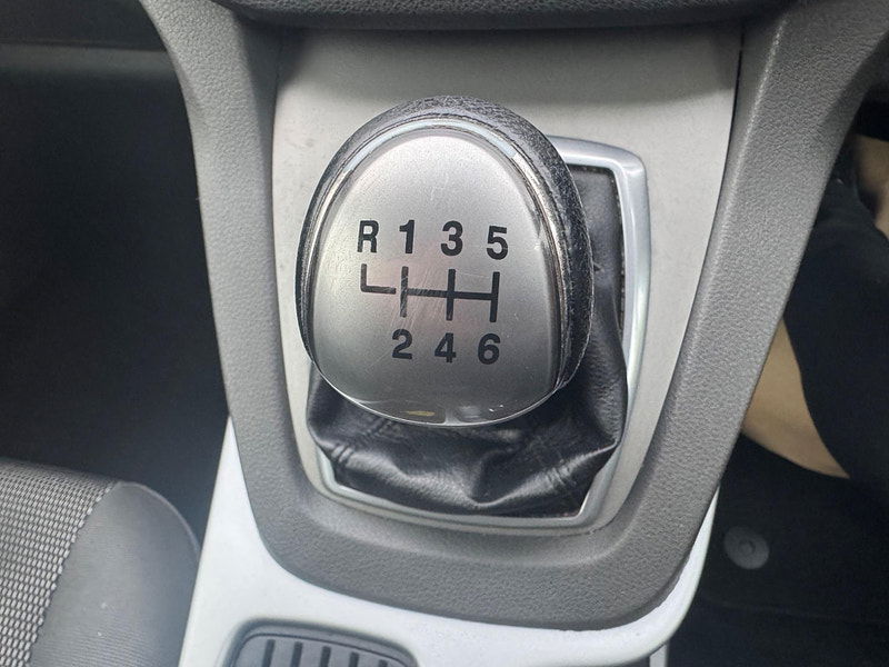 Ford Kuga 2.0 TDCi Zetec 2WD Euro 5 5dr 5dr Manual 2025
