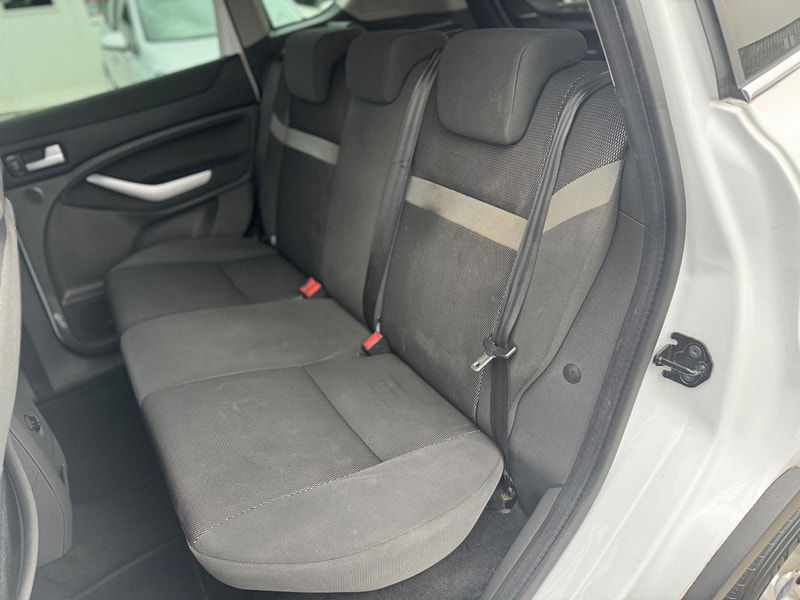 Ford Kuga 2.0 TDCi Zetec 2WD Euro 5 5dr 5dr Manual 2025