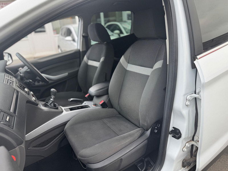 Ford Kuga 2.0 TDCi Zetec 2WD Euro 5 5dr 5dr Manual 2025