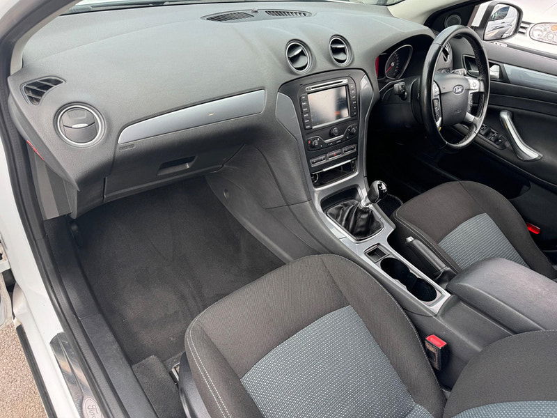 Ford Mondeo 1.6 TDCi ECOnetic Zetec Business Edition Euro 5 (s/s) 5dr 5dr Manual 2025