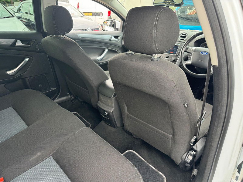 Ford Mondeo 1.6 TDCi ECOnetic Zetec Business Edition Euro 5 (s/s) 5dr 5dr Manual 2025
