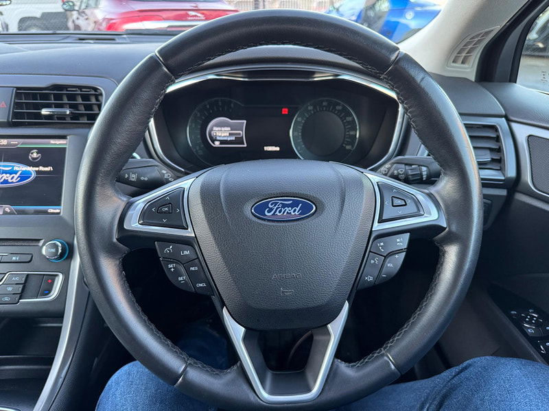 Ford Mondeo 2.0 TDCi Titanium Euro 6 (s/s) 5dr 5dr Manual 2025