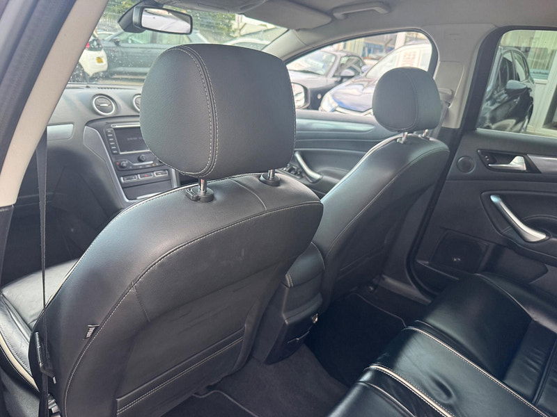 Ford Mondeo 2.0 TDCi Titanium X Business Edition Euro 5 5dr 5dr Manual 2025