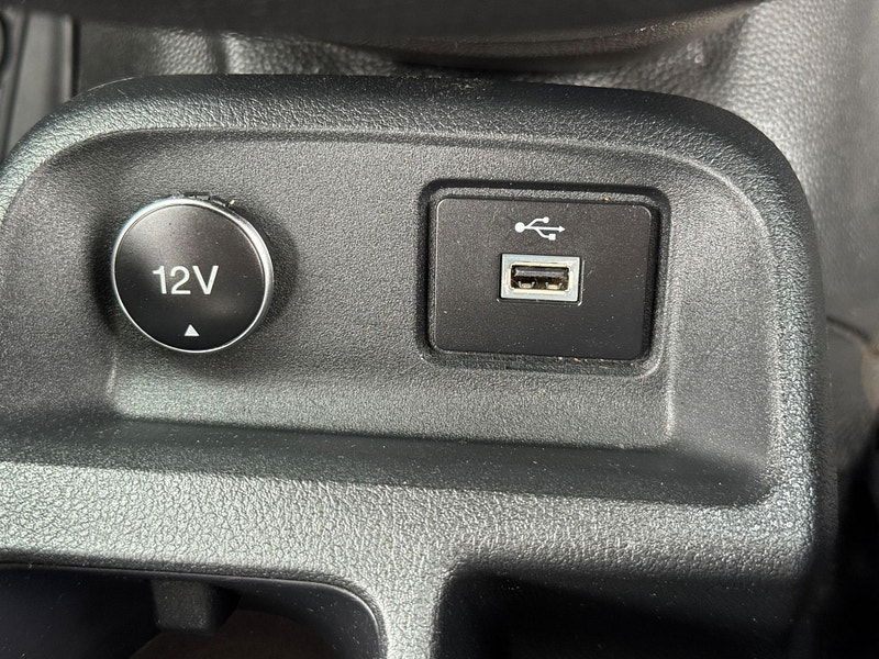 Ford Transit Connect 1.5 230 EcoBlue Leader Crew Van L2 Euro 6 (s/s) 6dr 6dr Manual 2025