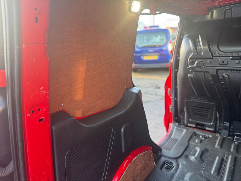 Ford Transit Connect 1.6 TDCi 200 Limited L1 H1 5dr 5dr Manual 2025