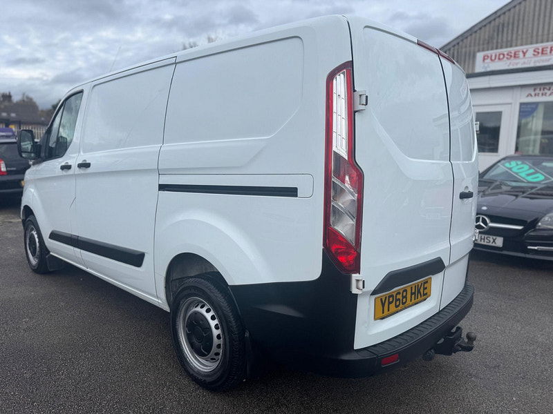 Ford Transit Custom 2.0 280 EcoBlue L1 H1 Euro 6 5dr 5dr Manual 2026