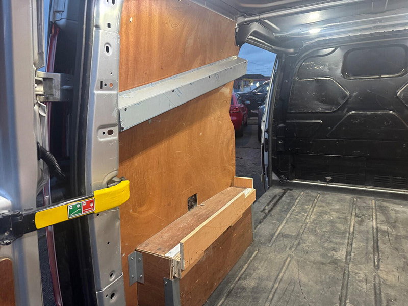 Ford Transit Custom 2.0 280 EcoBlue Limited L1 H1 Euro 6 (s/s) 5dr 5dr Manual 2026