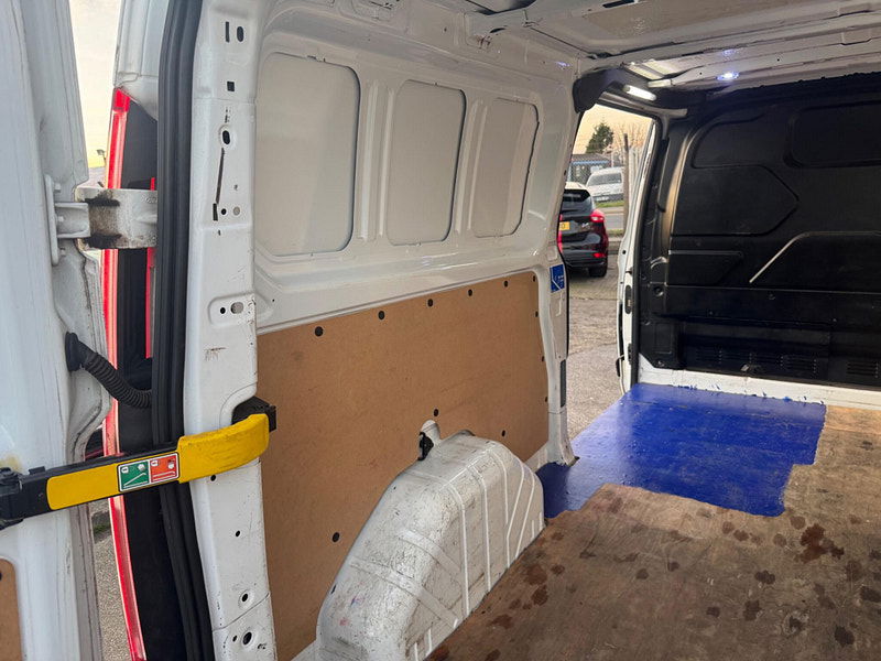 Ford Transit Custom 2.0 300 EcoBlue Trend L2 H1 Euro 6 5dr 5dr Manual 2026