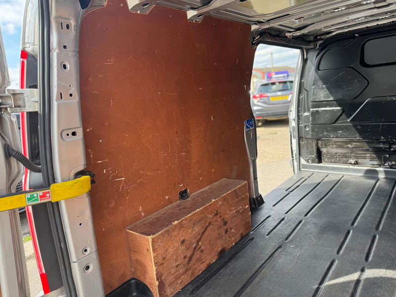 Ford Transit Custom 2.0 TDCi 290 Limited L2 H2 5dr 5dr Manual 2026