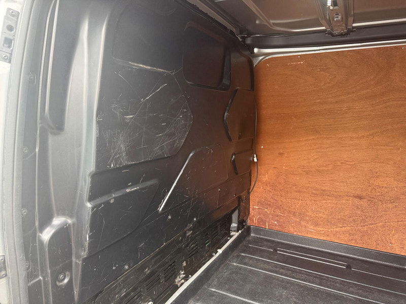 Ford Transit Custom 2.0 TDCi 290 Limited L2 H2 5dr 5dr Manual 2026