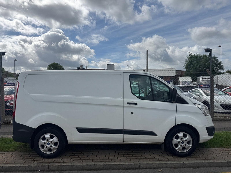 Ford Transit Custom 2.0 TDCi 310 Trend Panel Van 5dr Diesel Manual L1 H1 (163 g/km, 104 bhp) 5dr Manual 2026