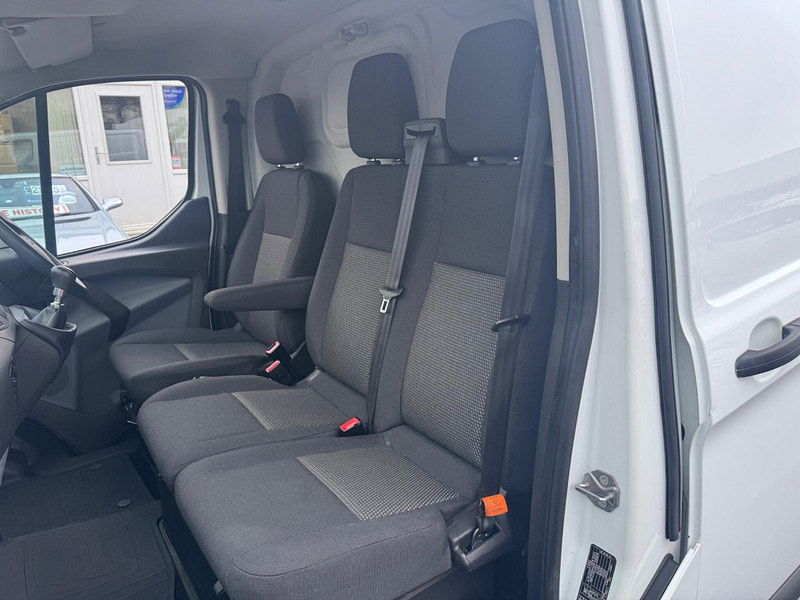 Ford Transit Custom 2.2 TDCi 270 ECOnetic L1 H1 5dr 5dr Manual 2026