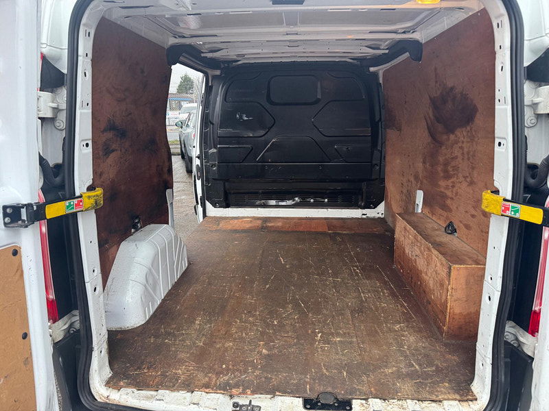 Ford Transit Custom 2.2 TDCi 270 ECOnetic L1 H1 5dr 5dr Manual 2026