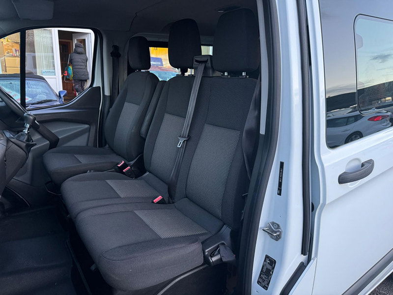 Ford Transit Custom 2.2 TDCi 290 L2 H1 5dr 5dr Manual 2025