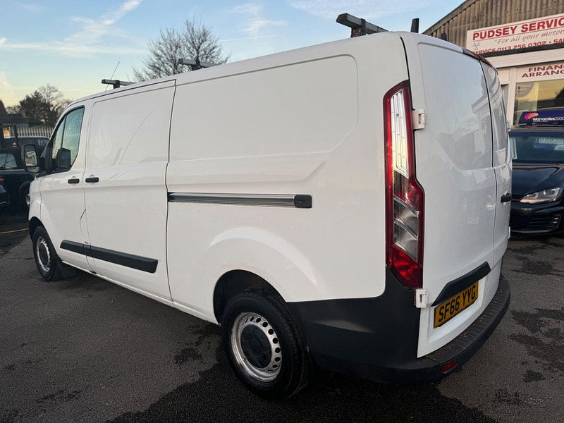 Ford Transit Custom 2.2 TDCi 290 L2 H1 5dr 5dr Manual 2024