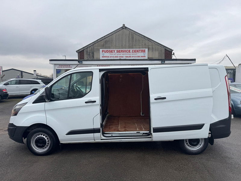 Ford Transit Custom 2.2 TDCi 290 L2 H1 5dr 5dr Manual 2025