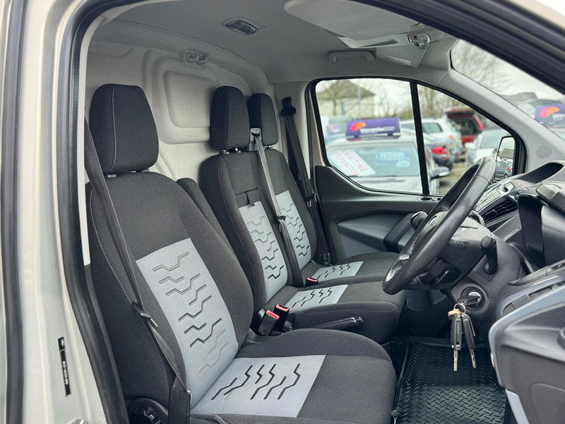 Ford Transit Custom 2.2 TDCi 290 Limited L2 H1 5dr 5dr Manual 2025