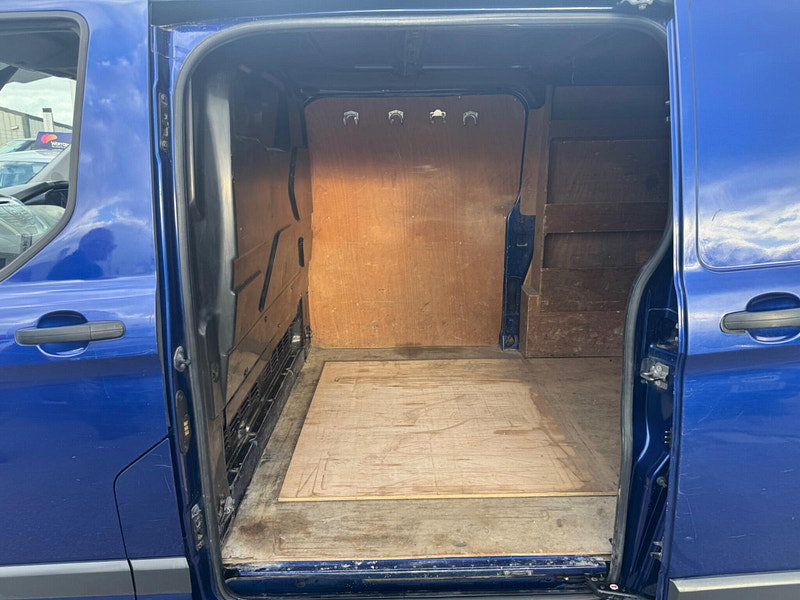 Ford Transit Custom 2.2 TDCi 290 Trend Panel Van 5dr Diesel Manual L1 H1 (186 g/km, 98 bhp) 5dr Manual 2026