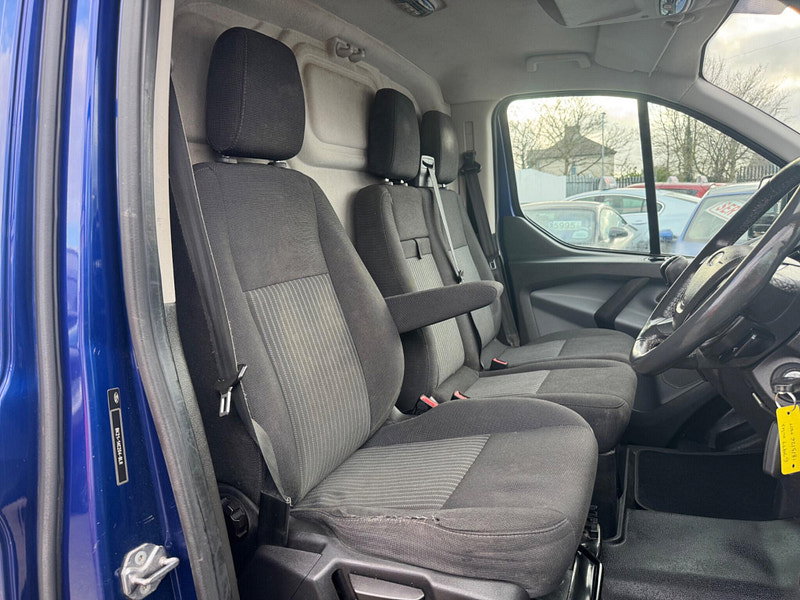 Ford Transit Custom 2.2 TDCi 290 Trend Panel Van 5dr Diesel Manual L1 H1 (186 g/km, 98 bhp) 5dr Manual 2026