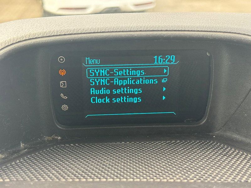 Ford Transit Custom 2.2 TDCi 290 Trend Panel Van 5dr Diesel Manual L1 H1 (186 g/km, 98 bhp) 5dr Manual 2026