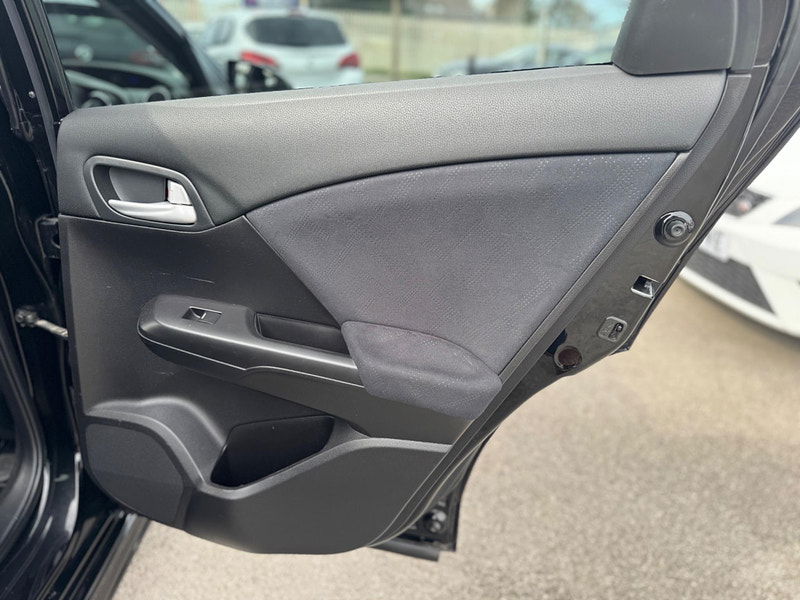Honda Civic 1.6 i-DTEC Black Edition Euro 5 (s/s) 5dr 5dr Manual 2025