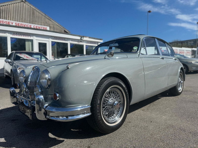 Jaguar Mark ii  4dr Manual 2024