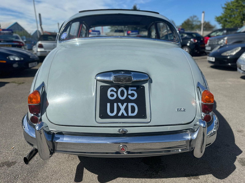 Jaguar Mark ii  4dr Manual 2026
