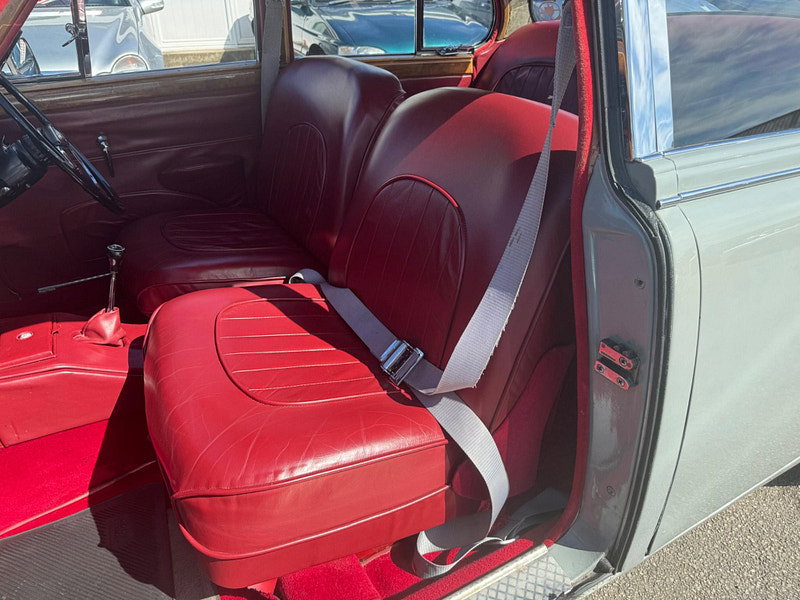 Jaguar Mark ii  4dr Manual 2026