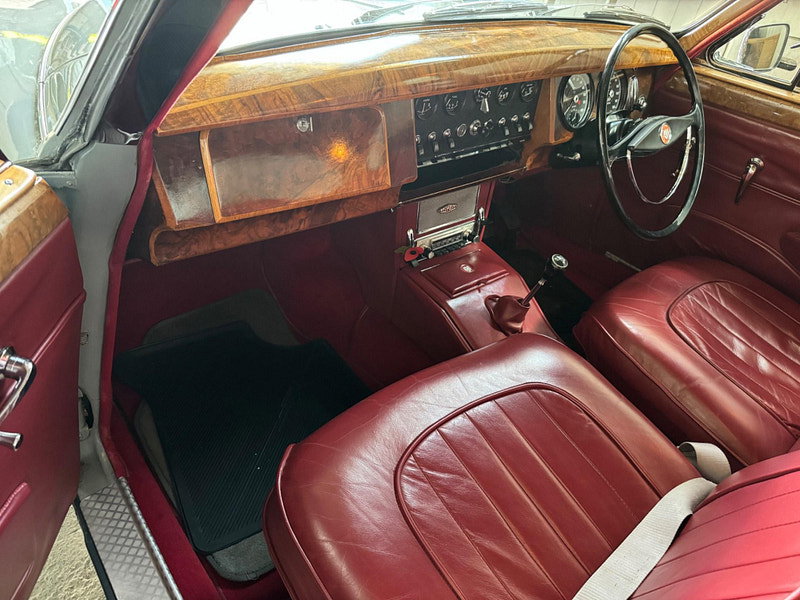 Jaguar Mark ii  4dr Manual 2026