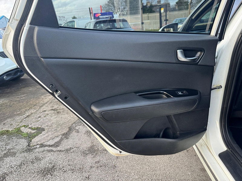 Kia Optima 1.6 CRDi 3 Sportswagon Euro 6 (s/s) 5dr 5dr Manual 2026