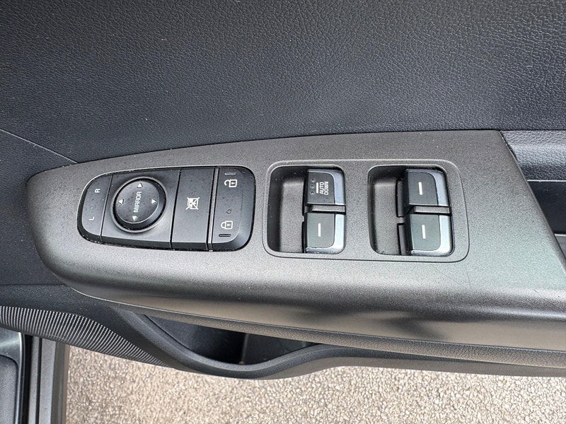 Kia Sportage 1.6 GDi 1 Euro 6 5dr 5dr Manual 2025