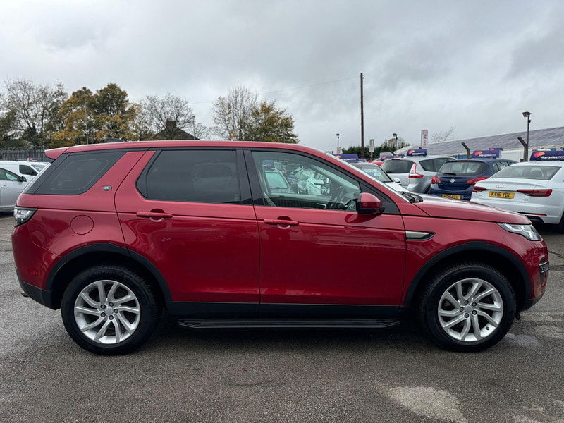 Land Rover Discovery Sport 2.0 TD4 SE Tech Auto 4WD Euro 6 (s/s) 5dr 5dr Automatic 2025