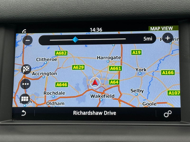 Land Rover Discovery Sport 2.0 TD4 SE Tech Auto 4WD Euro 6 (s/s) 5dr 5dr Automatic 2025