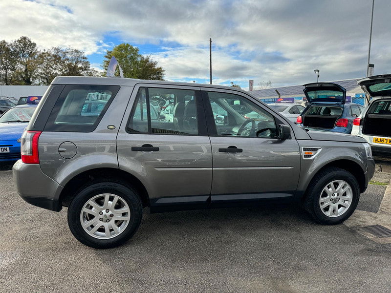 Land Rover Freelander 2 2.2 TD4 SE Auto 4WD Euro 4 5dr 5dr Automatic 2024