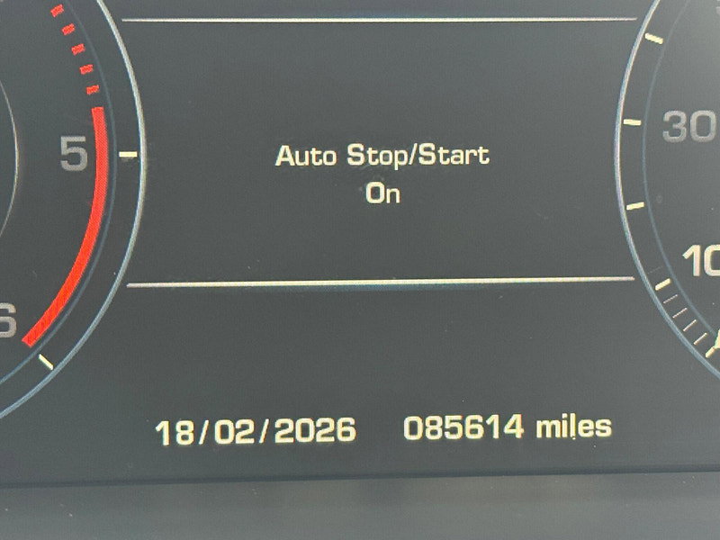 Land Rover Range Rover 3.0 TD V6 Vogue Auto 4WD Euro 5 (s/s) 5dr 5dr Automatic 2026