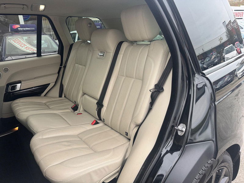 Land Rover Range Rover 3.0 TD V6 Vogue Auto 4WD Euro 5 (s/s) 5dr 5dr Automatic 2025