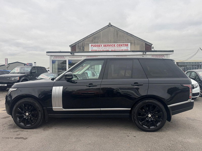 Land Rover Range Rover 3.0 TD V6 Vogue Auto 4WD Euro 5 (s/s) 5dr 5dr Automatic 2025