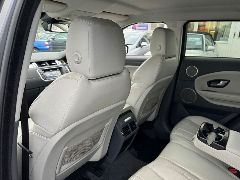 Land Rover Range Rover Evoque 2.0 TD4 SE Tech Auto 4WD Euro 6 (s/s) 5dr 5dr Automatic 2025