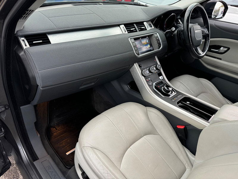 Land Rover Range Rover Evoque 2.0 TD4 SE Tech Auto 4WD Euro 6 (s/s) 5dr 5dr Automatic 2025