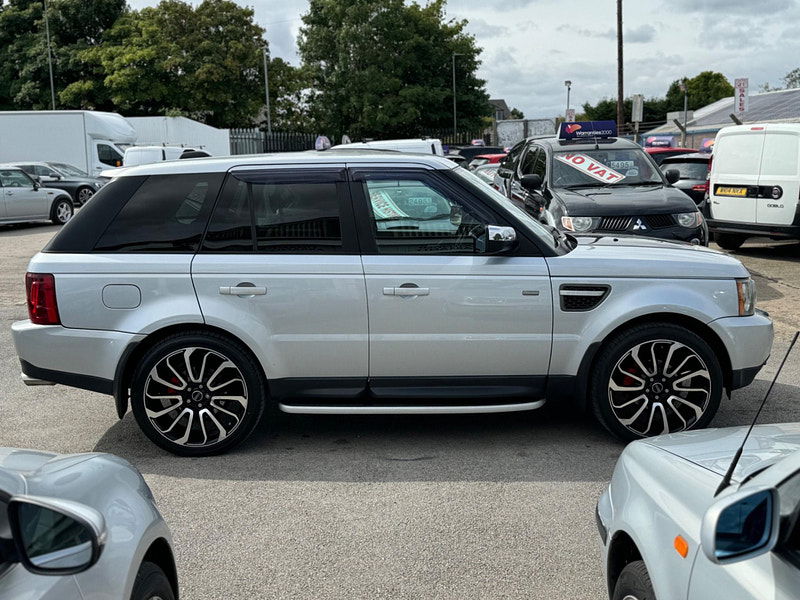 Land Rover Range Rover Sport 2.7 TD V6 HSE 5dr 5dr Automatic 2024