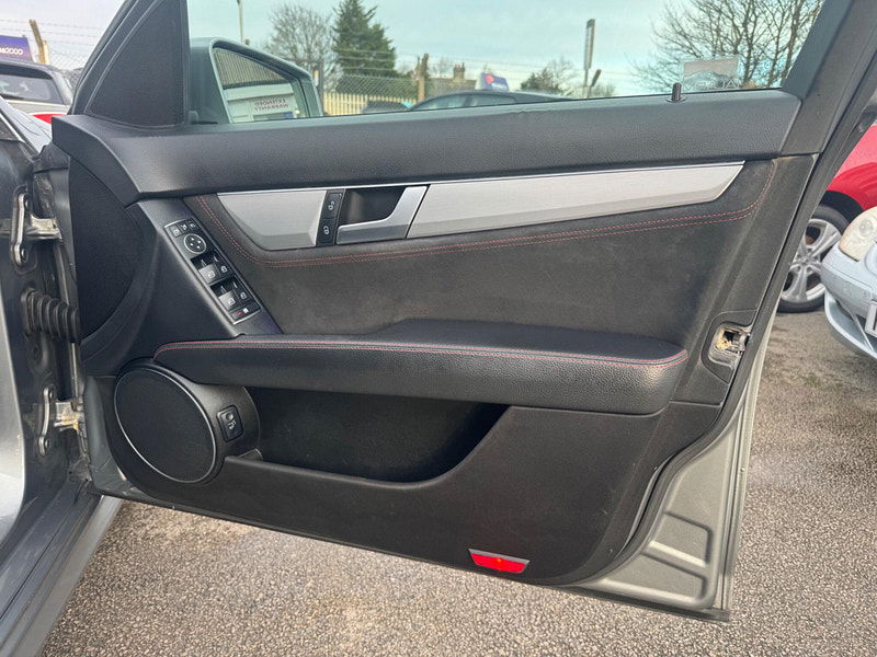 Mercedes-Benz C Class 2.1 C220 CDI BlueEfficiency AMG Sport Plus G-Tronic+ Euro 5 (s/s) 5dr 5dr Automatic 2026