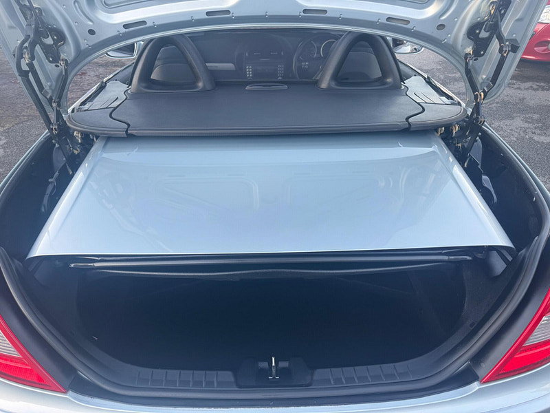 Mercedes-Benz SLK 1.8 SLK200 Kompressor Convertible 2dr Petrol Automatic (211 g/km, 163 bhp) 2dr Automatic 2026