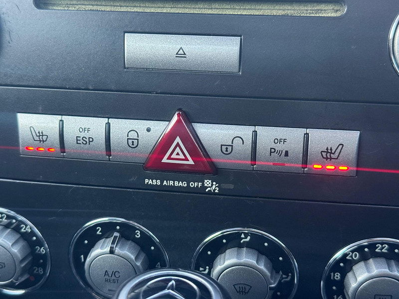 Mercedes-Benz SLK 1.8 SLK200 Kompressor Convertible 2dr Petrol Automatic (211 g/km, 163 bhp) 2dr Automatic 2026