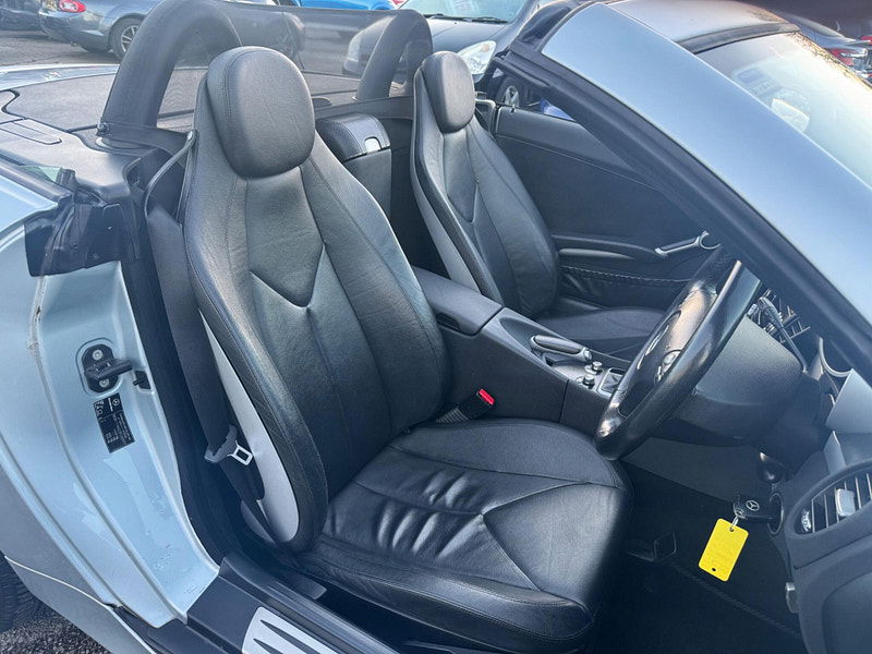 Mercedes-Benz SLK 1.8 SLK200 Kompressor Sport Convertible 2dr Petrol Manual (211 g/km, 163 bhp) 2dr Manual 2025