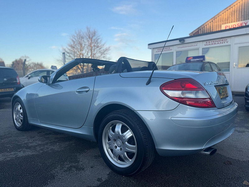 Mercedes-Benz SLK 1.8 SLK200 Kompressor Sport Convertible 2dr Petrol Manual (211 g/km, 163 bhp) 2dr Manual 2025