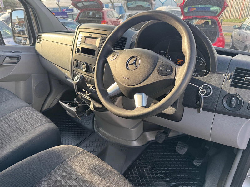 Mercedes-Benz Sprinter 2.1 314 CDI Dropside 2dr Diesel Manual RWD L3 (140 bhp) 2dr Manual 2026