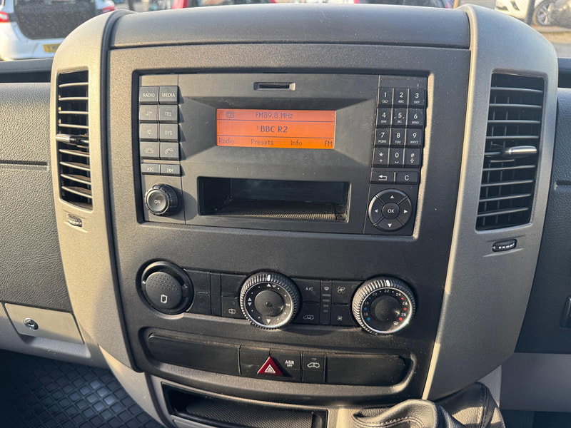 Mercedes-Benz Sprinter 2.1 314 CDI Dropside 2dr Diesel Manual RWD L3 (140 bhp) 2dr Manual 2026