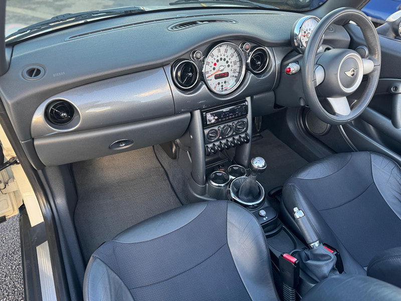 MINI Convertible 1.6 Cooper S Euro 4 2dr 2dr Manual 2025