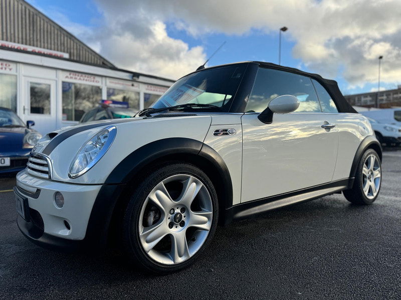 MINI Convertible 1.6 Cooper S Euro 4 2dr 2dr Manual 2025